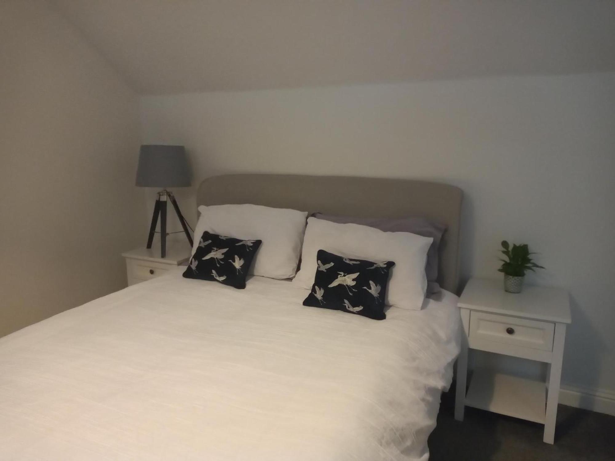 The Eaves, Glastonbury High Street 2 Bed 2 Bathroom Apartment المظهر الخارجي الصورة